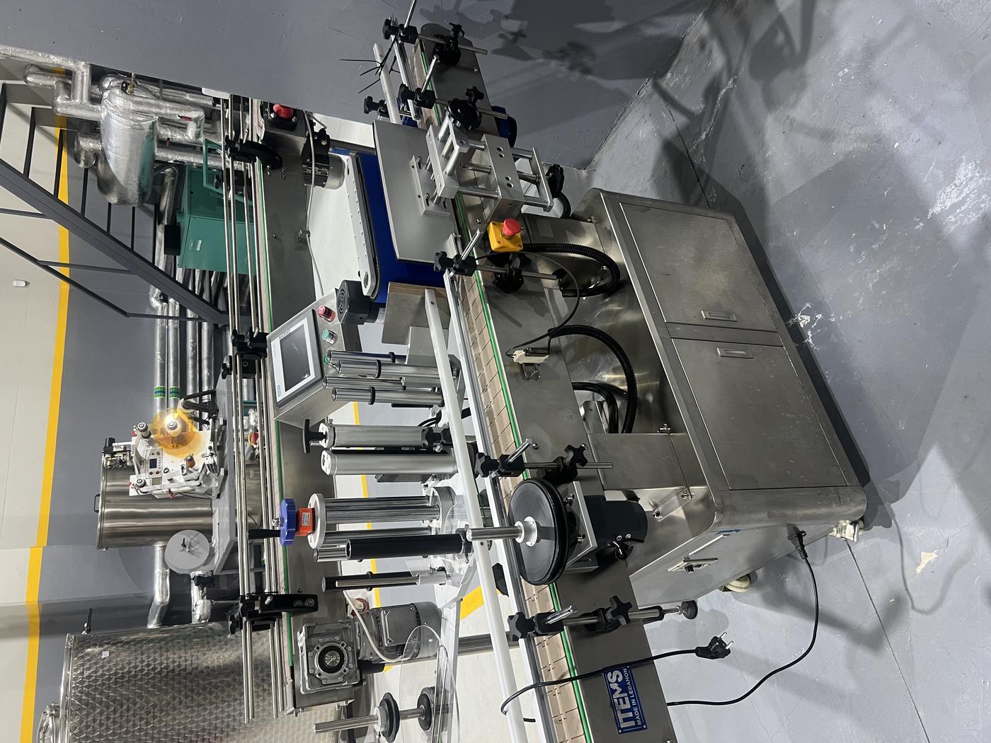 Automatic labelling machine — Foundry Bev